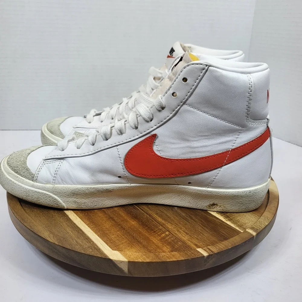 Nike Blazer Mid '77 Vintage Habanero Red White High Top Sneakers Women's Size 9